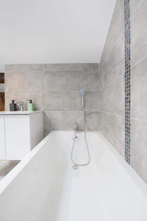 Apartment Le Classy, T3 Hypercentre Chic Et Cosy, Wifi Par Sovalfi Saint-Etienne (Loire)